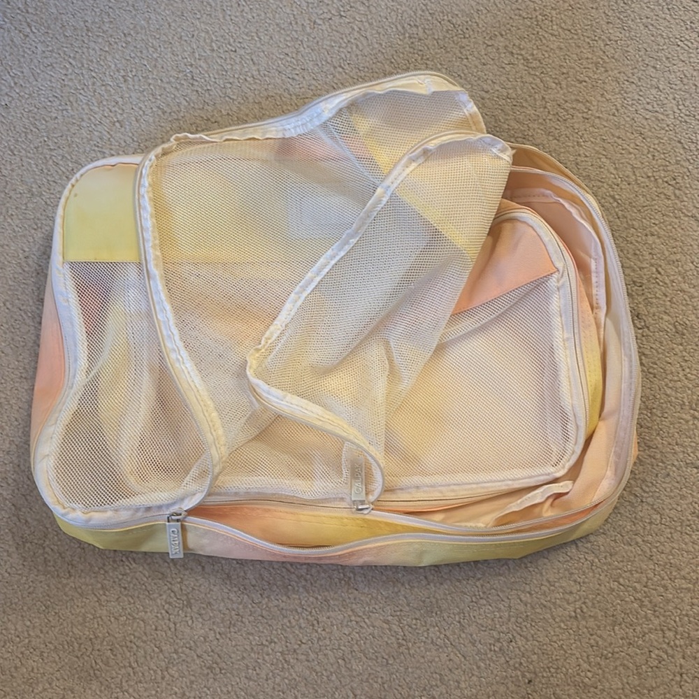 CALPAK | Sherbet colored packing cubes - Picture 8 of 12
